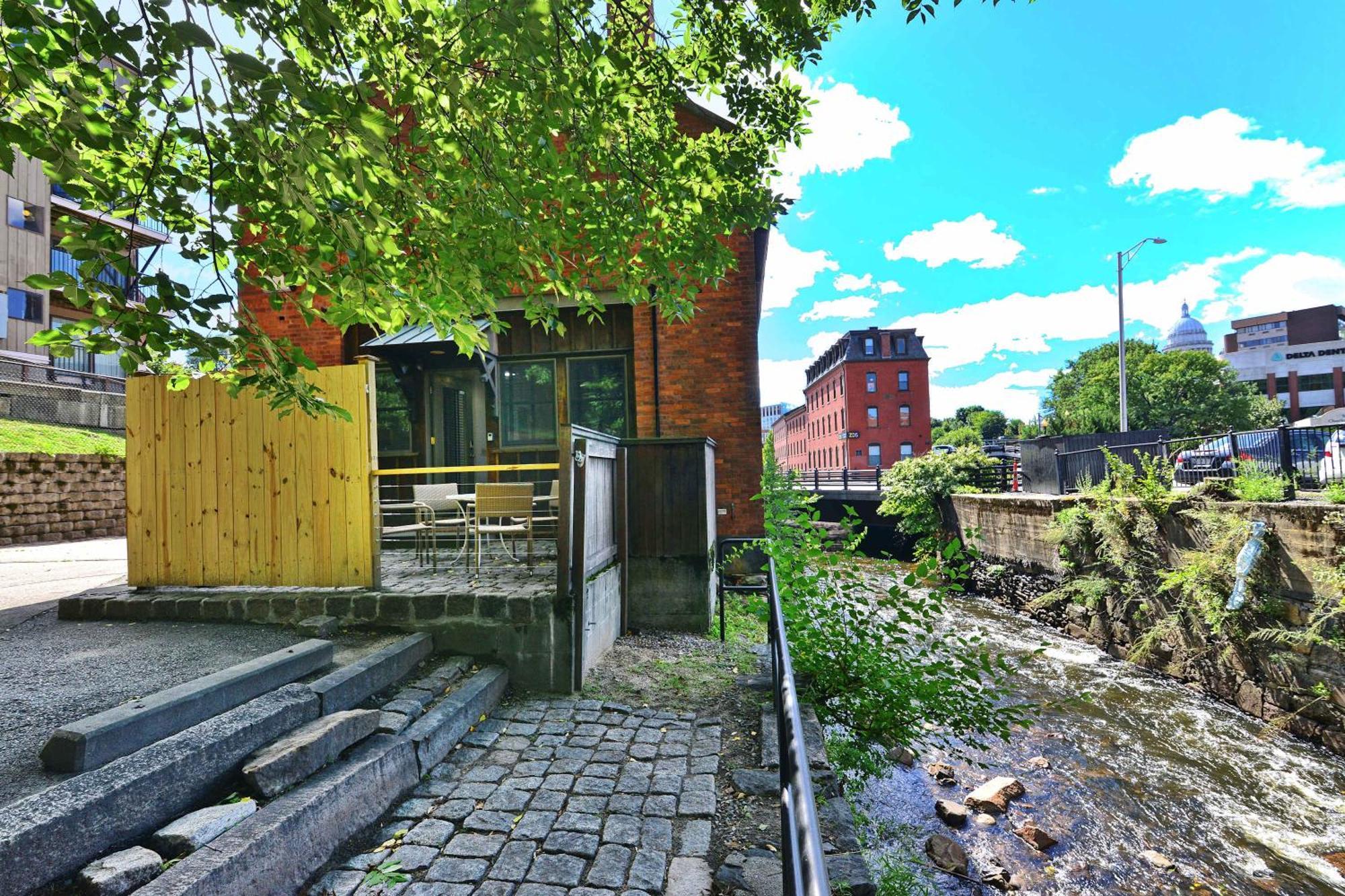 Jennifer'S Riverfront Foundry Apartment Downtown Providence Exterior foto