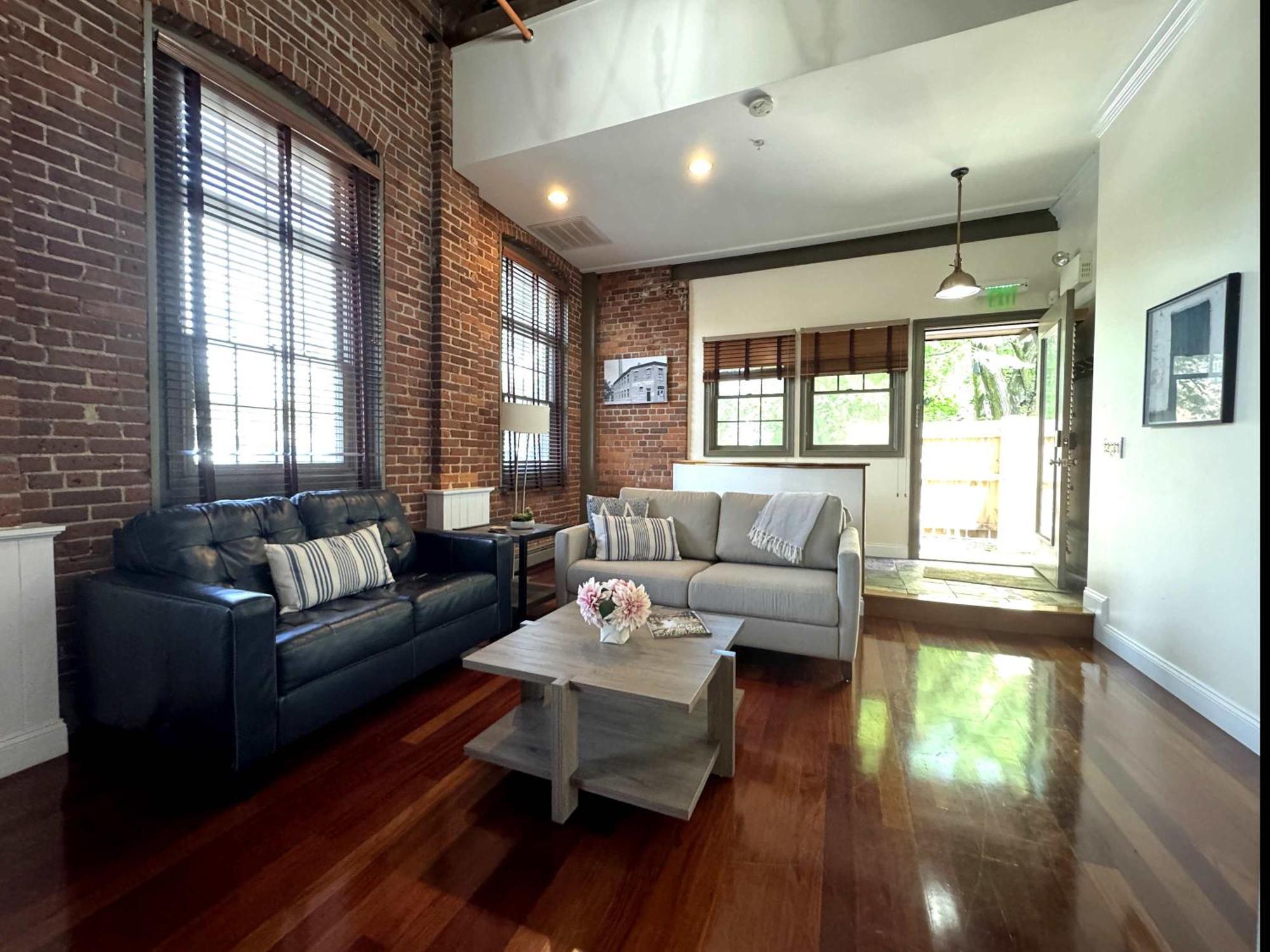 Jennifer'S Riverfront Foundry Apartment Downtown Providence Exterior foto